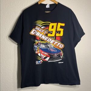 Black Racing Graphic T-Shirt

Measurements 

Width 25”

Length 30”